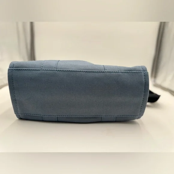 Marc Jacobs THE CANVAS MEDIUM TOTE BAG - Picture 4 of 7